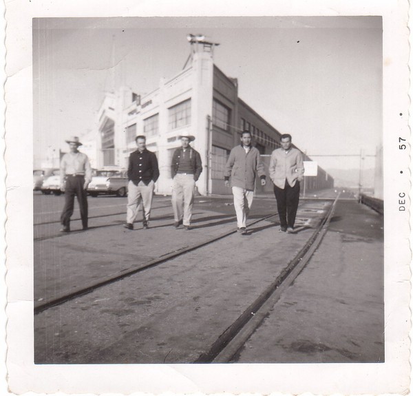 Foto San Francisco CA 1957 (extreme right).jpg